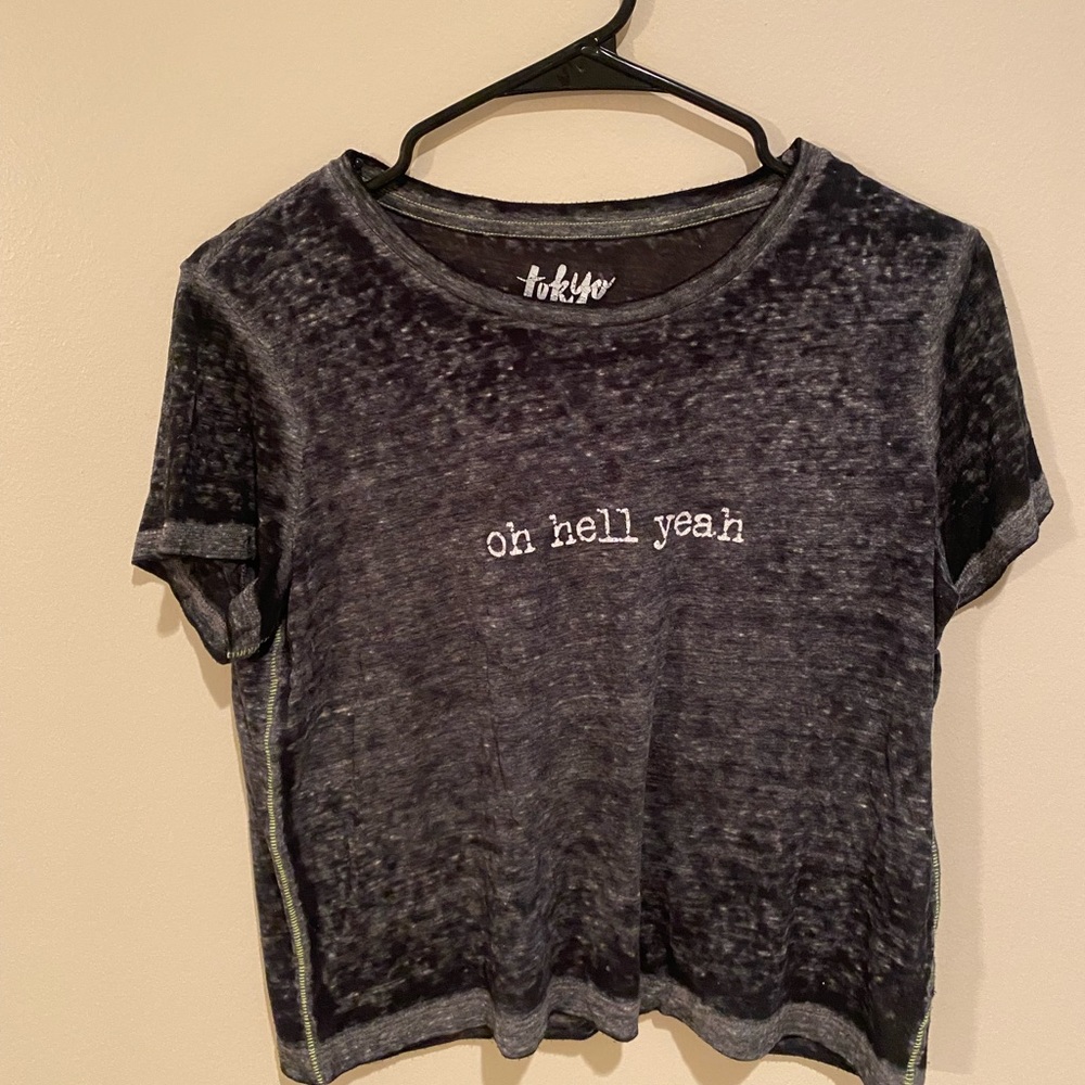 Grey “oh hell yeah” short sleeve. Worn once.